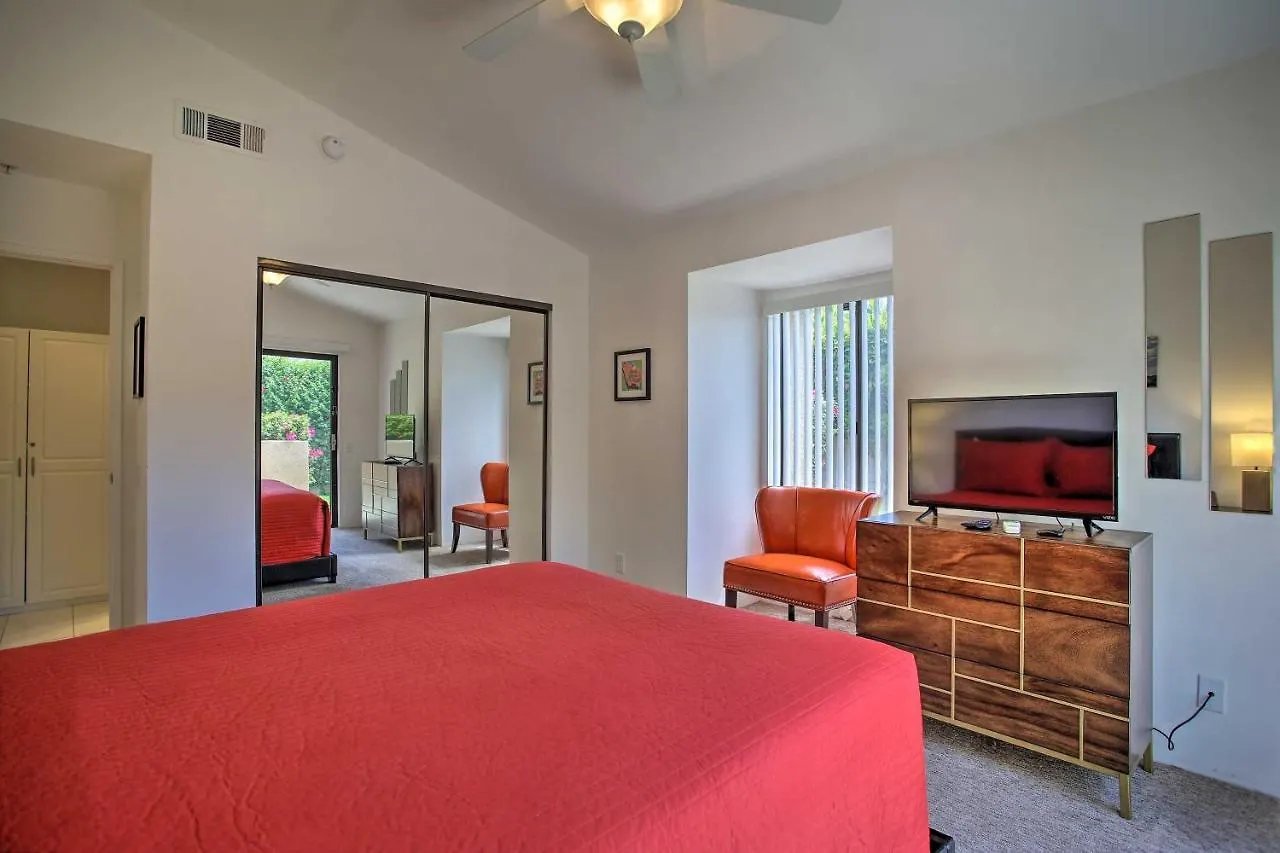 Apartmán Palm Springs Retreat With Pool Access, Near Downtown USA