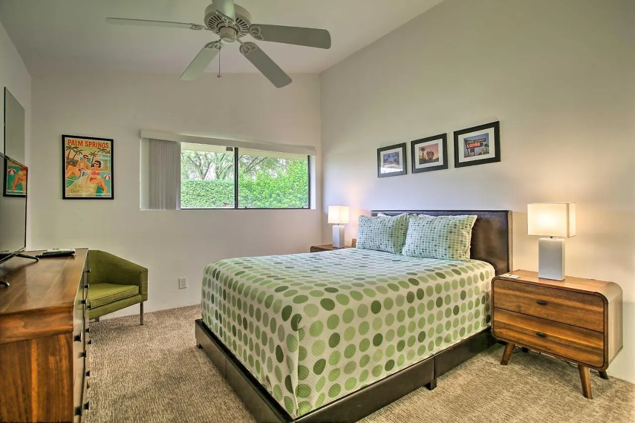 Palm Springs Retreat With Pool Access, Near Downtown Apartamento Estados Unidos da América